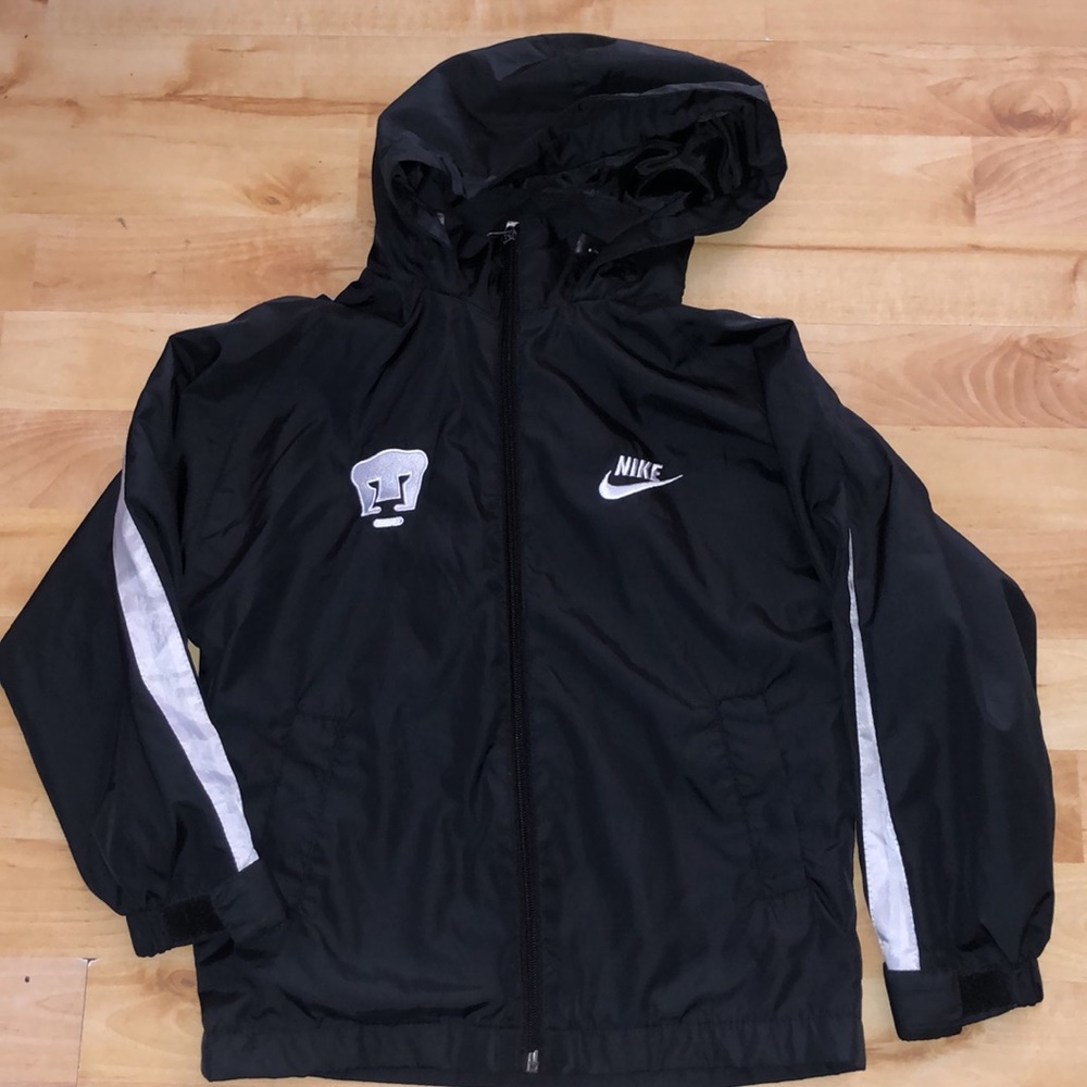 Nike Pumas UNAM Windrunner Jacket Size 6  Boys
